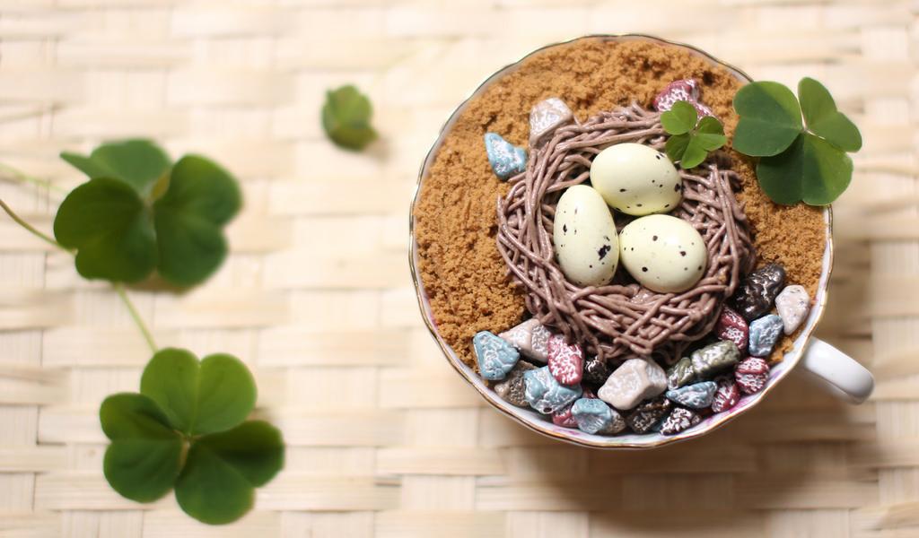 Kẹo Socola trứng Khủng Long nhân Hạnh Nhân – gói 100g | Lazada.vn