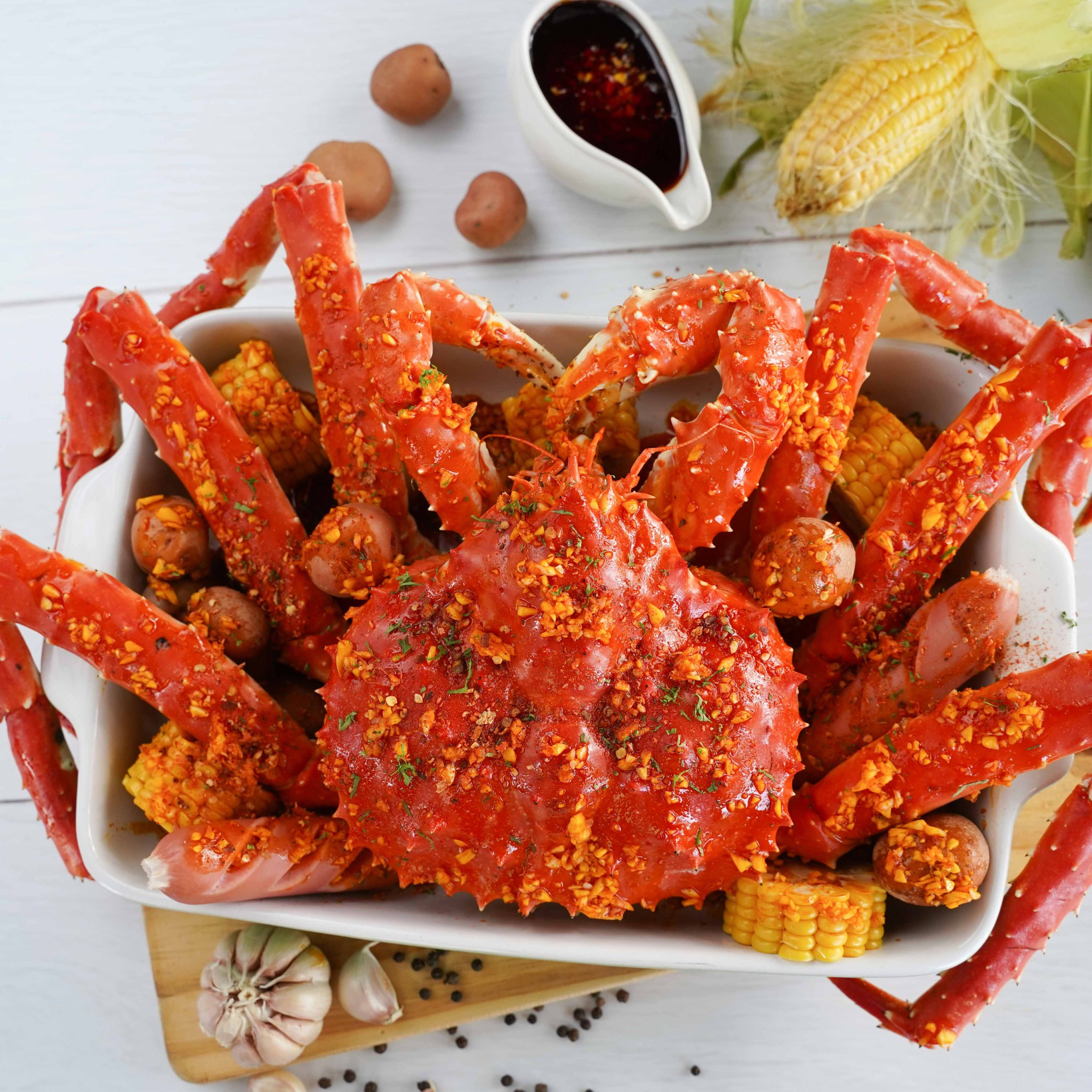 Cua Hoàng Đế King Crab Alaska Sốt Cajun – Lobster Bay