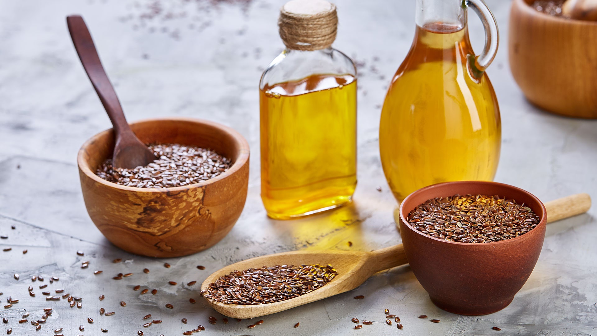 Flaxseed Oil Diet Benefits for Skin Care, Hair Care and More | VOGUE | Vogue India