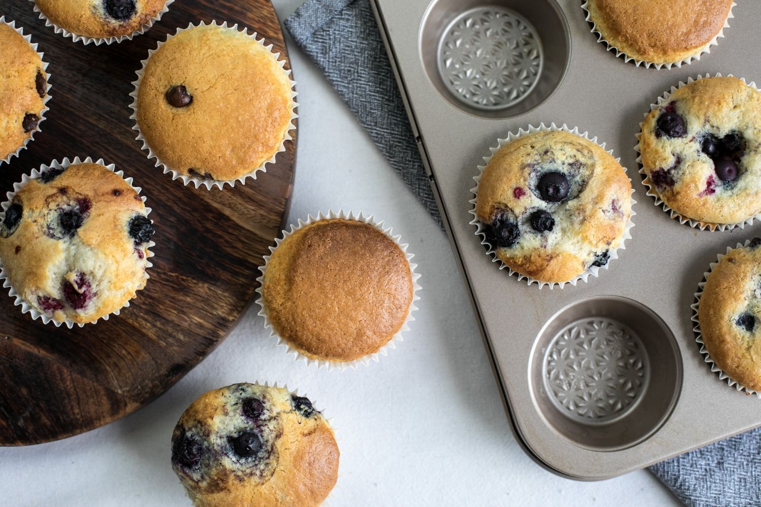 Basic muffin recipe with variations - Kidspot