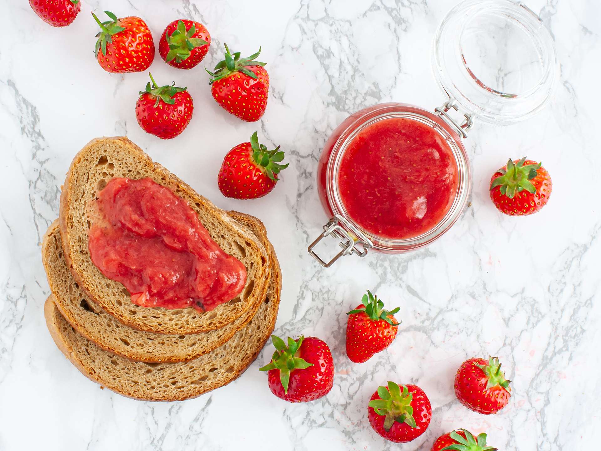 Sugar Free Strawberry Jam without Pectin | Foodaciously
