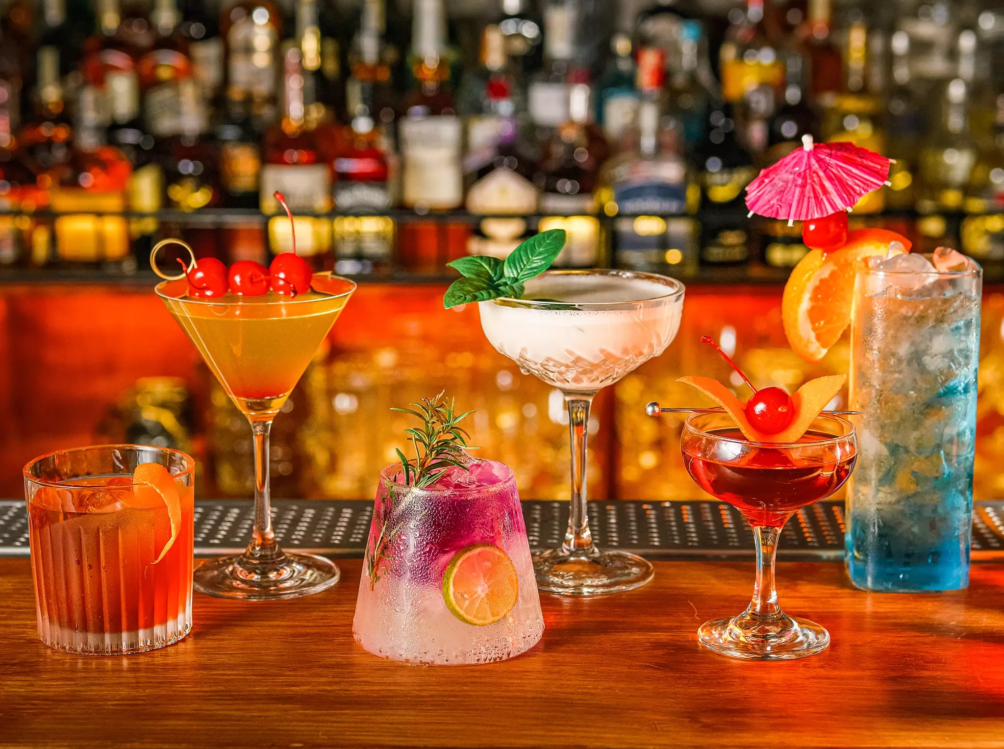 Cocktail là gì? Những kiến thức thú vị về cocktail không phải ai cũng biết