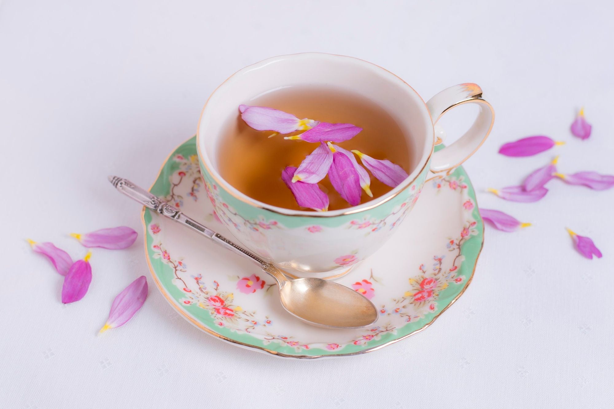 Discovering the Secrets of Lotus Tea – In Nature Teas
