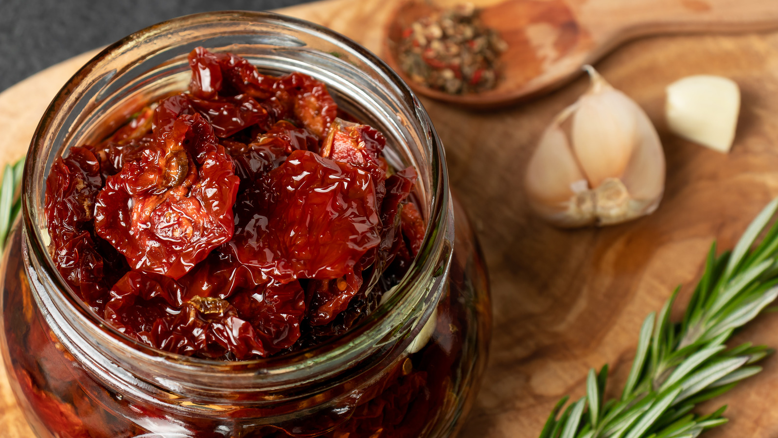 Why You Should Stop Tossing Out The Oil From Your Empty Sun-Dried Tomato Jar
